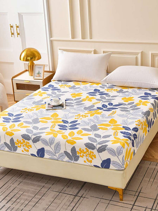 Vibrant Leaf Print Bedsheet for a Fresh Morning Vibe
